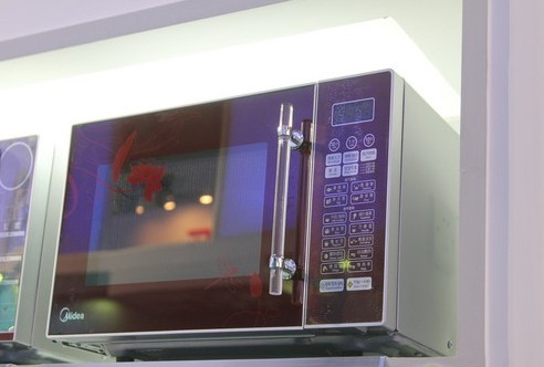 美的引领微波炉迈入变频时代