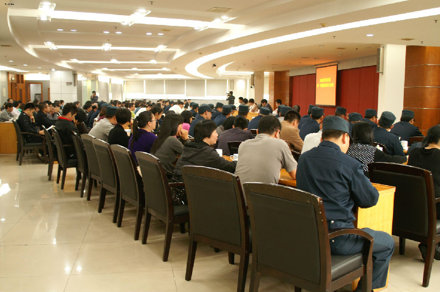 杏坛召开今年第一季度校园安全工作总结会