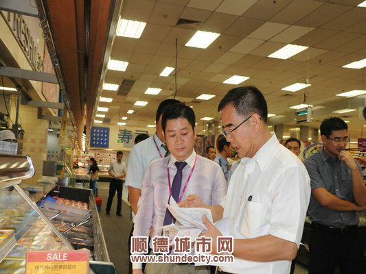 镇街行动：过节前，先过好食品安全关！