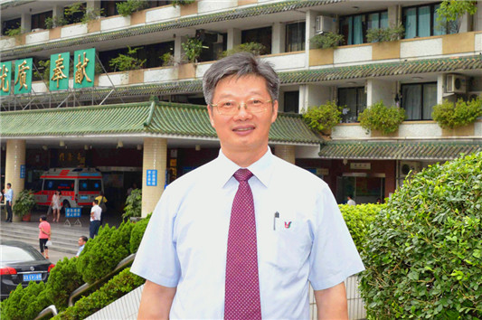 于新发：省临床重点专科肿瘤科学科带头人