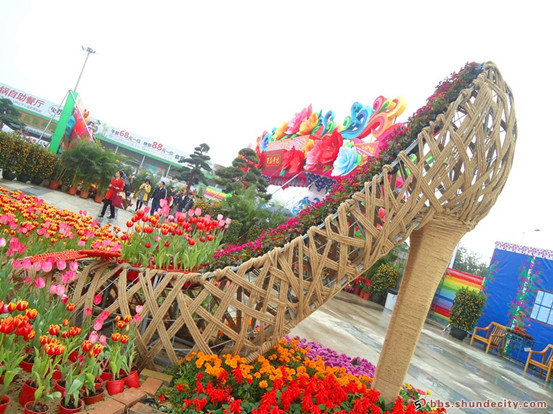 “花游”陈村，带你走进爱丽丝梦境