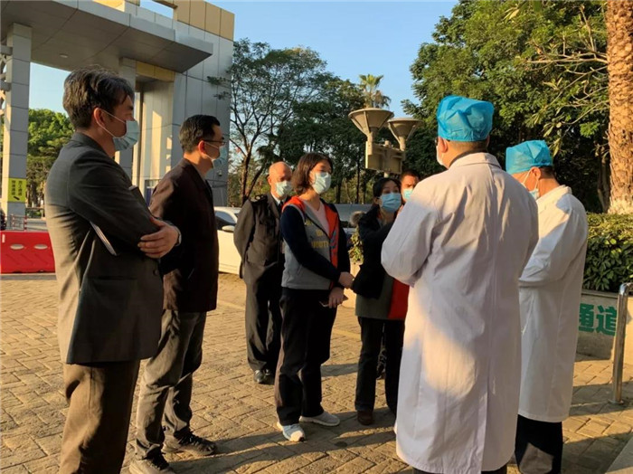 招霞红副区长到北滘医院院督导疫情防控工作