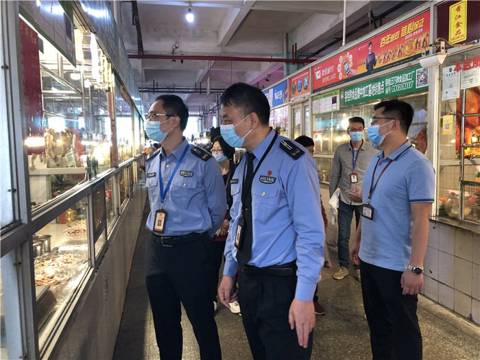 合力执法！容桂整顿熟食品市场经营秩序