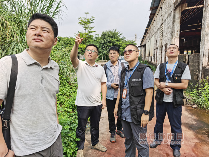  陈村：勘查地质灾害隐患点，做好灾害防范
