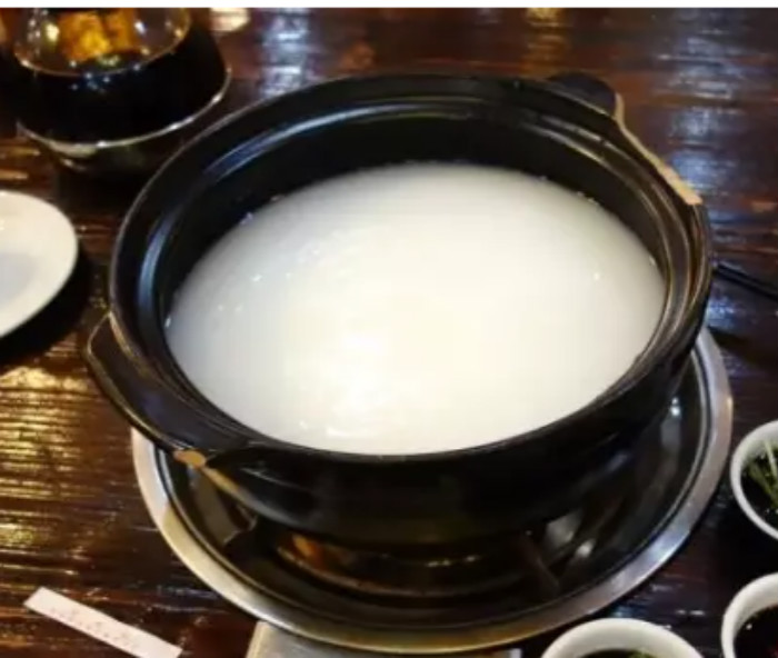 顺德从明火白粥到粥底火锅热，写下了篇唯美散文
