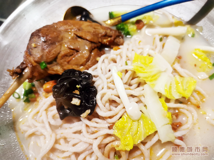 凤城鱼面线，一口一个鲜，一口一惊叹！
