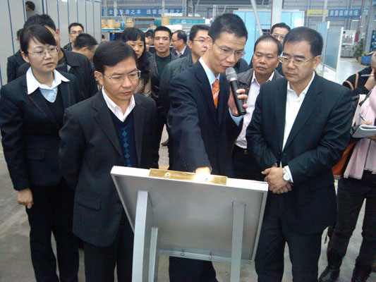 梁维东：打造高端新城慎定建筑密度