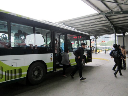 跨镇公交有点慢，顺德或推公交快线