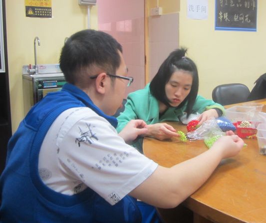 容桂或建综合服务中心，社工化居村服务理念