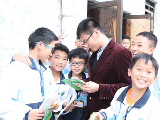 讲知识聊健康，青春校园行进乐从中小学