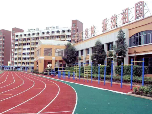 城市网特搜：那些让我们心怀温暖的顺德校训