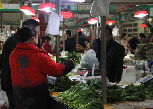 元宵后菜价回落，大伙又可以大口吃菜了
