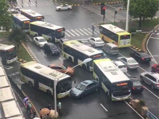 顺德网议：一张图，把公交司机“黑”惨