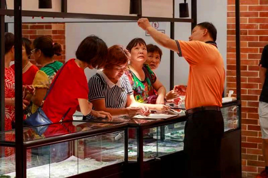 这个国庆假期，来容桂看“国瓷荟萃”