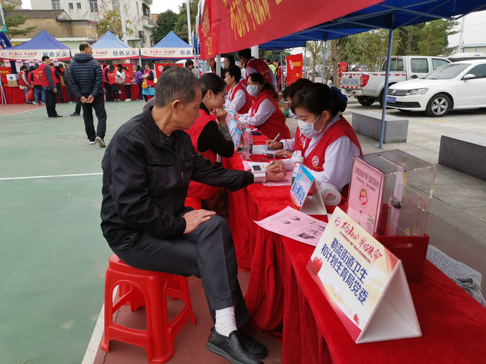 让群众满意！勒流“两新”党组织来服务