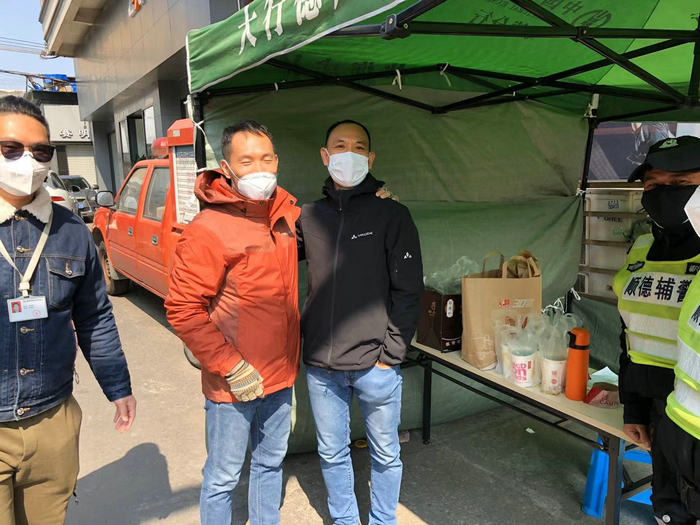 龙江：村改业主和群众主动参与疫情防控