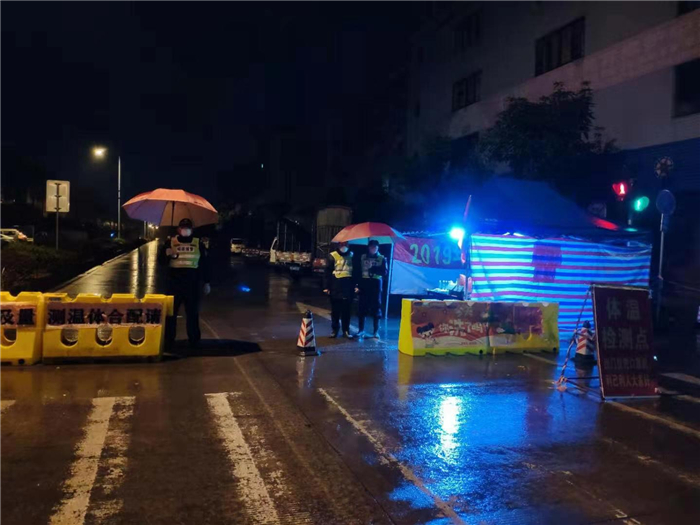 逢车必检、逢人必测，乐从安监分局风雨兼程，筑起“防疫墙”