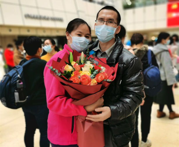 大良：市监+医护，战“疫”夫妻档逆行而上