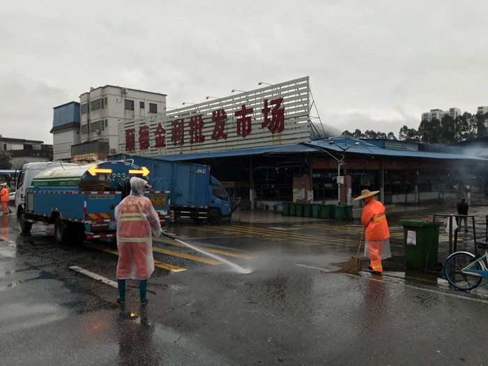 大良对23个农贸市场开展全面消毒灭杀