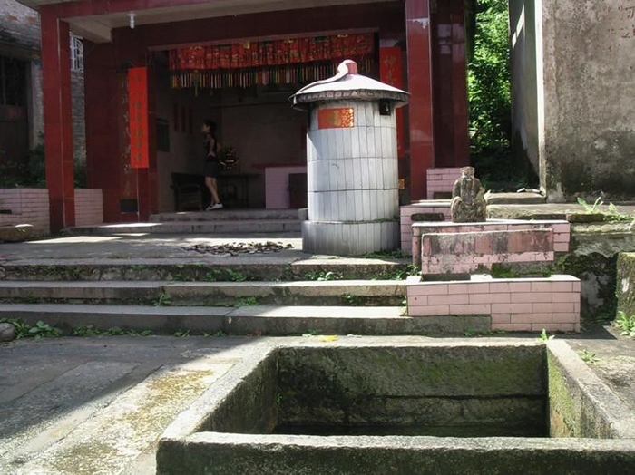 英雄逝，井水变红哀悼，顺德这口古井太灵性