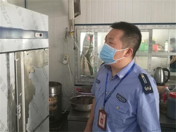 乐从：强化工地食堂监管，助力建筑业安全复工