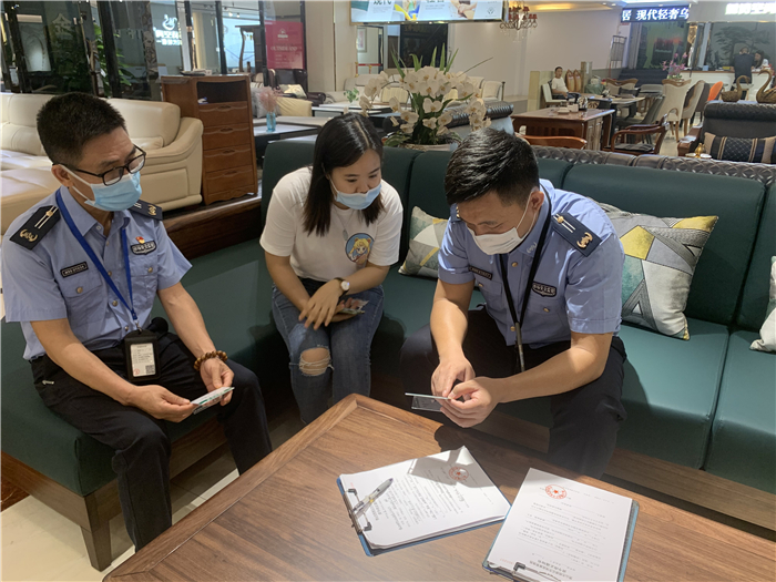 乐从开展家具城重点商户产品标签化检查