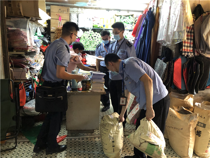 乐从：严查不合格塑料袋，推进节能减排和环保工作