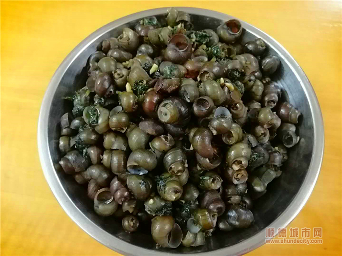 百姓厨房｜紫苏爆炒田螺，夜宵下酒就好这一口！