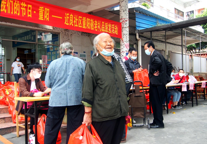 壹周美图：愿你们两鬓斑白，仍是“少年”