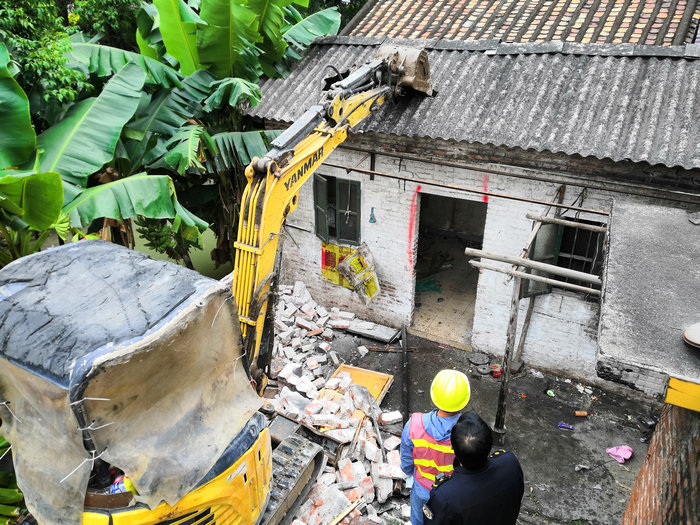 陈村：清岸行动再加码！又拆除违建三宗