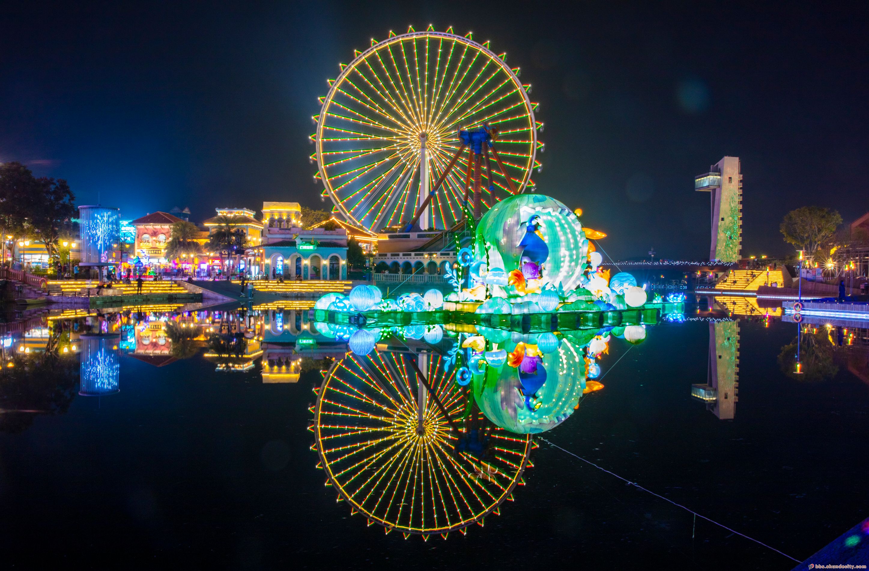 摩天轮夜景