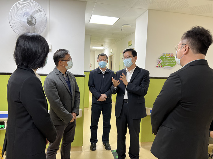 保障残疾人平安过节，市、区领导调研威权康复服务中心
