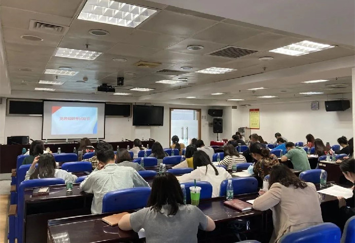 陈村：提升党务干部素质，筑牢党建工作堡垒