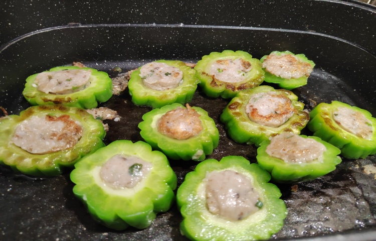 苦瓜酿肉，消暑美味