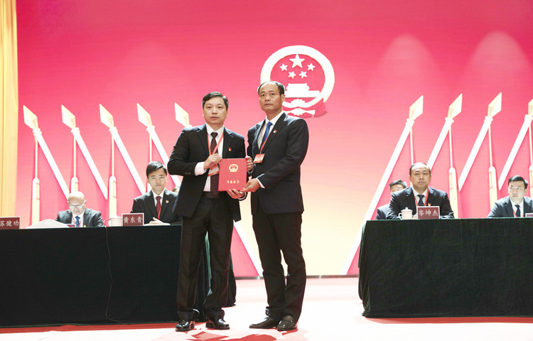 快讯：黄海明当选为陈村镇副镇长