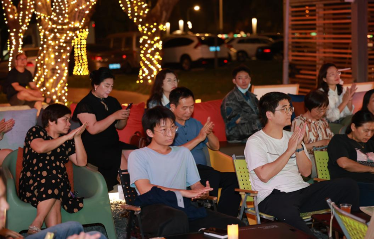 书香漫河畔，凤岭读书沙龙共赴春日“阅”会