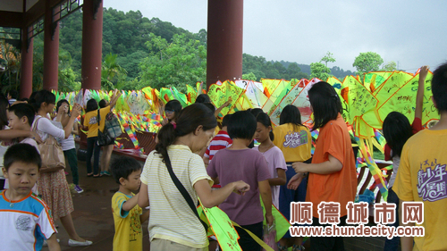 顺峰山同乐日，放飞暑期心情