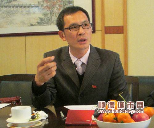 张新杰：党代表要从工作室里走出来