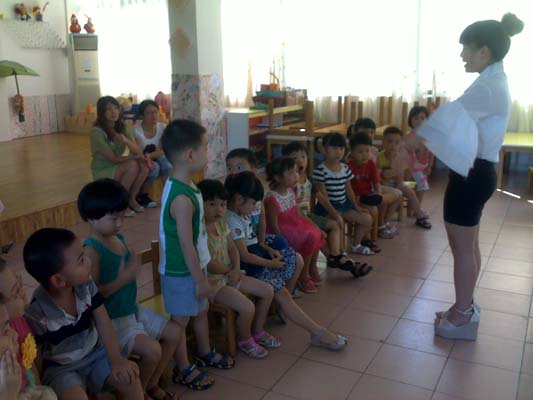 幼儿园学费坐火箭，要家长上哪找钱？