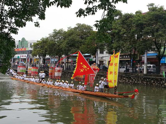 寻幽访古赛龙舟，乐从乡韵文化传四方