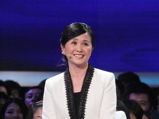 本周六，来罗浮宫与黄菡幸福对话
