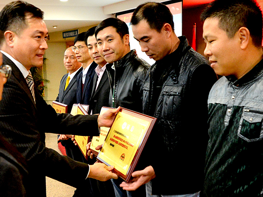 与“爱心使者”零距离，微访谈约定你