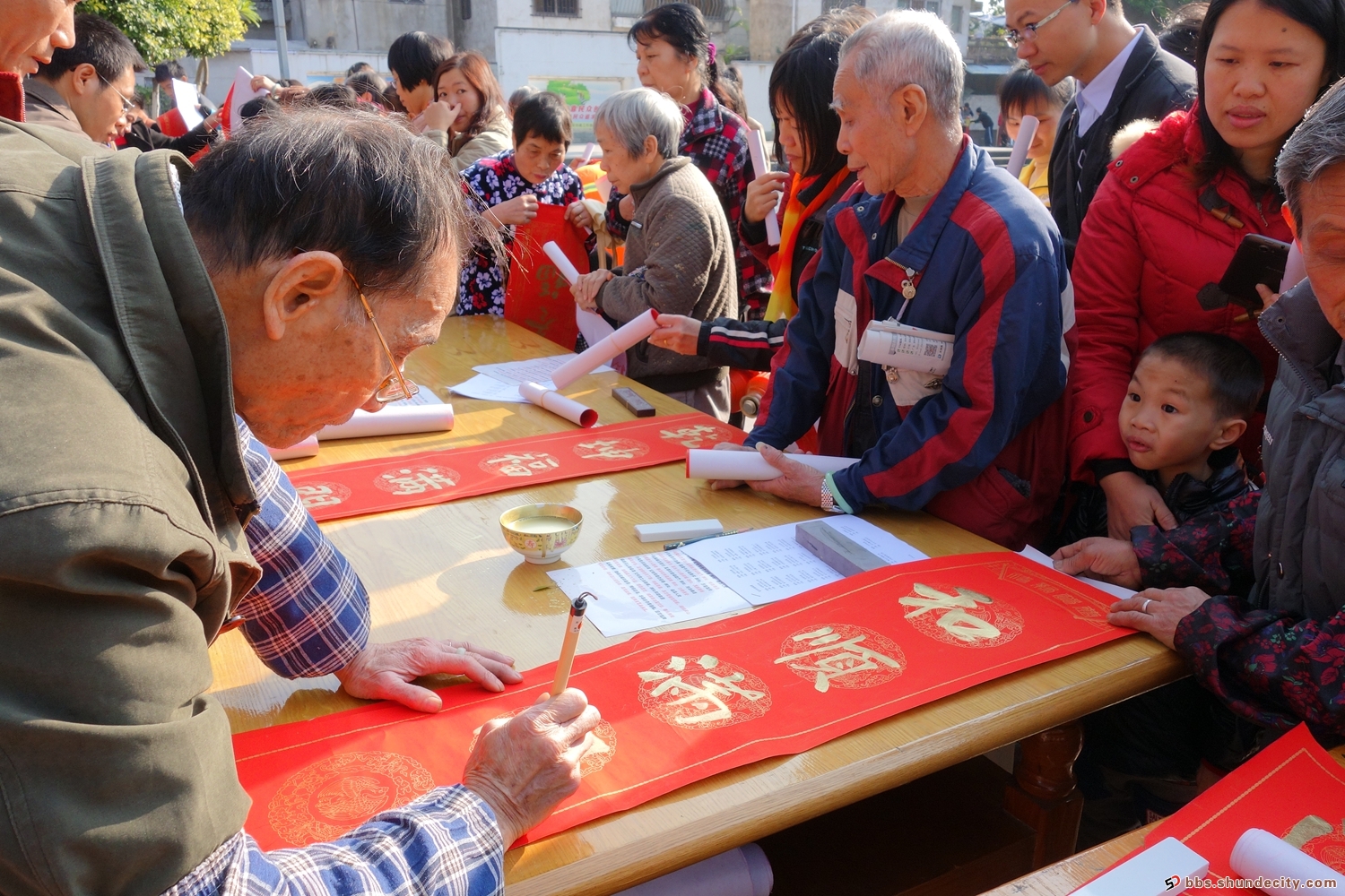 勒流挥春行，春色暖万家！
