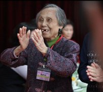 热心企业资助，长者生日会吃上免费斋宴