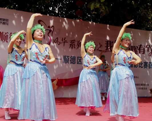 顺德妇女艺术造诣如何？120幅佳作话你知