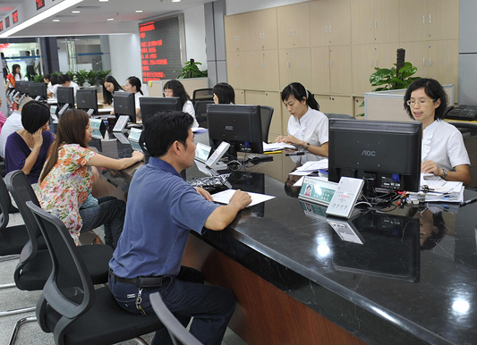 乐从：办事窗口推行“一次性告知”制度