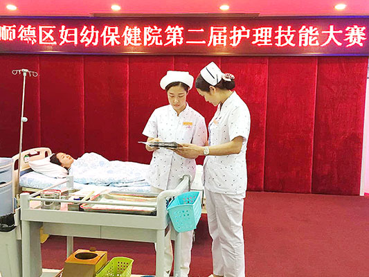 护理技能大比拼　Ta们都争当操作能手