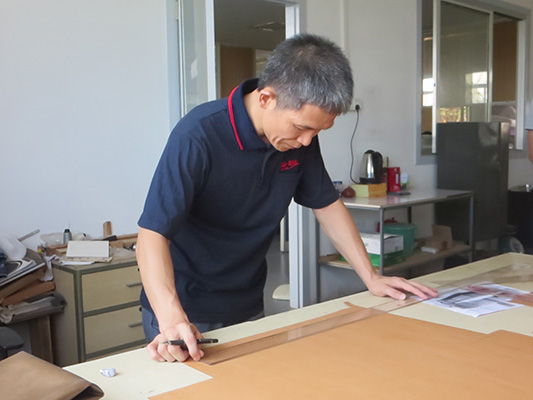 ​大城工匠邱全发：沉浸家具世界里21年