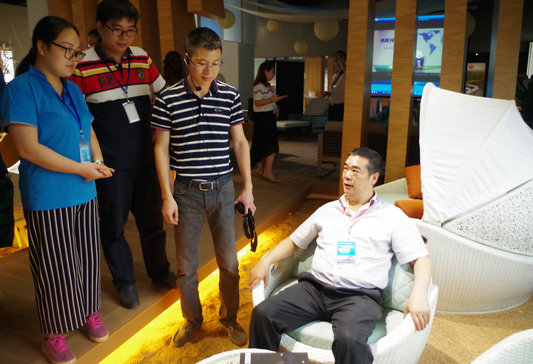 成都家具看上顺德五金，爱意浓浓！
