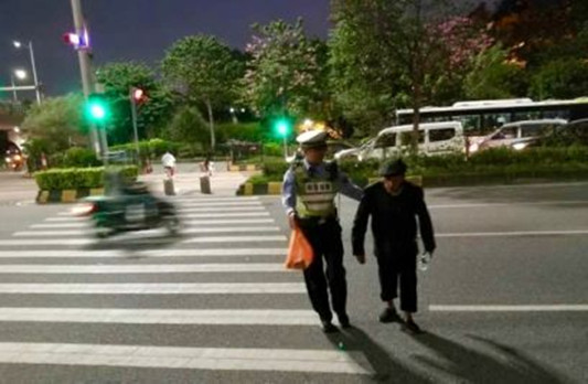 满满正能量！为大良这位90后协警点个赞